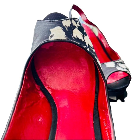 Nine West Open Toe Heels 7.5 floral black - Picture 5 of 5